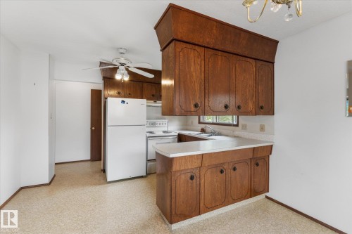 11008 162A Avenue, Edmonton, AB 