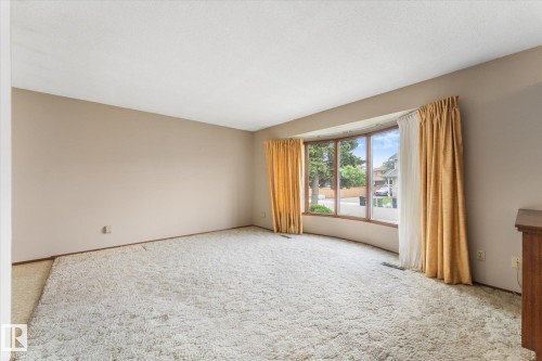 11008 162A Avenue, Edmonton, AB 