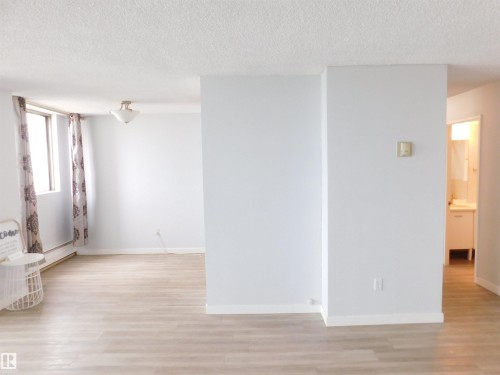 903 13910 Stony Plain Road, Edmonton, AB 