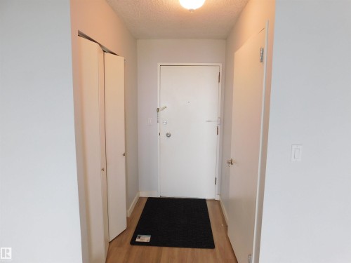 903 13910 Stony Plain Road, Edmonton, AB 