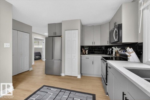 11940 152B Avenue, Edmonton, AB 