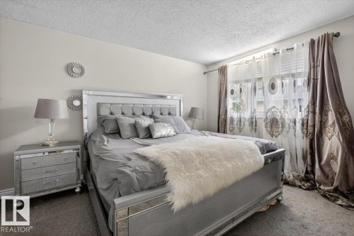 11940 152B Avenue, Edmonton, AB 