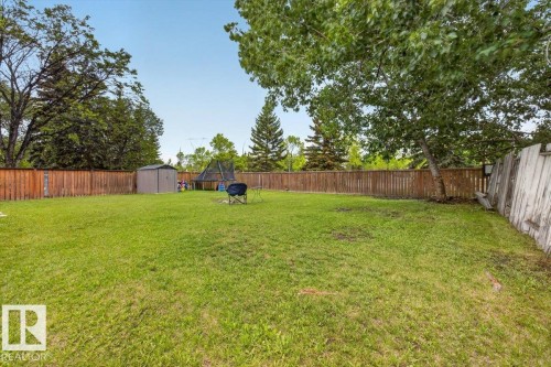 11940 152B Avenue, Edmonton, AB 