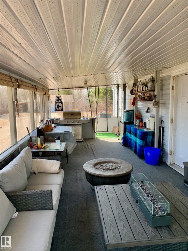 241 11502 Twp Rd 604, Rural St. Paul County, AB 