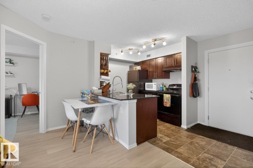 414 1060 Mcconachie Boulevard, Edmonton, AB - Indoor Photo Showing Kitchen