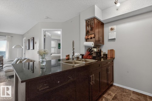 414 1060 Mcconachie Boulevard, Edmonton, AB - Indoor Photo Showing Kitchen With Double Sink