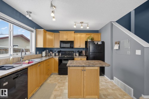 67 Summerfield Point(E), Sherwood Park, AB 