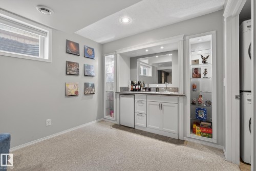 WET BAR- FAMILY ROOM IN BASEMENT - 67 Summerfield Point(E), Sherwood Park, AB 