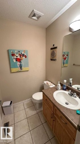 201 Foxboro Cove, Sherwood Park, AB 