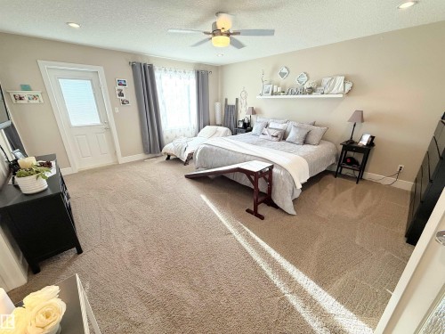 23 Dillworth Crescent, Spruce Grove, AB 