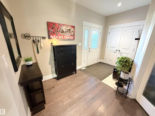 23 Dillworth Crescent, Spruce Grove, AB 