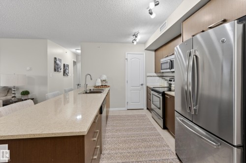 2402 7343 South Terwillegar Drive, Edmonton, AB 