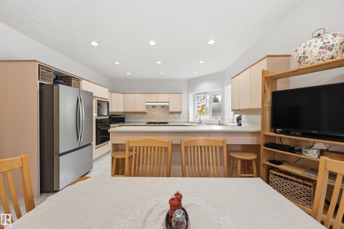 420 Osborne Crescent, Edmonton, AB 