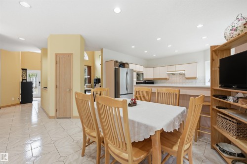 420 Osborne Crescent, Edmonton, AB 