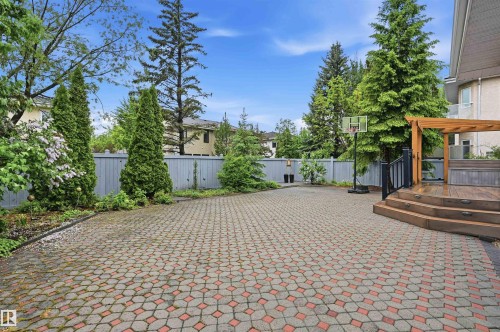 420 Osborne Crescent, Edmonton, AB 
