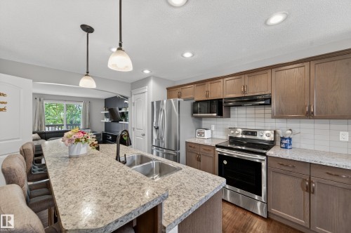 2619 12 Street, Edmonton, AB 