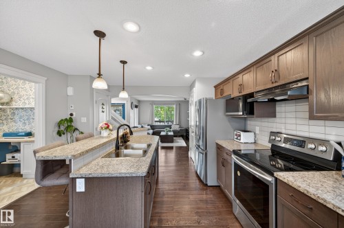 2619 12 Street, Edmonton, AB 