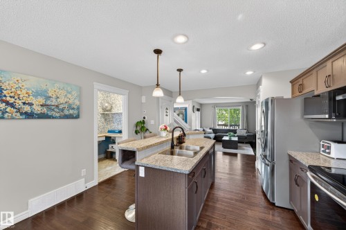2619 12 Street, Edmonton, AB 