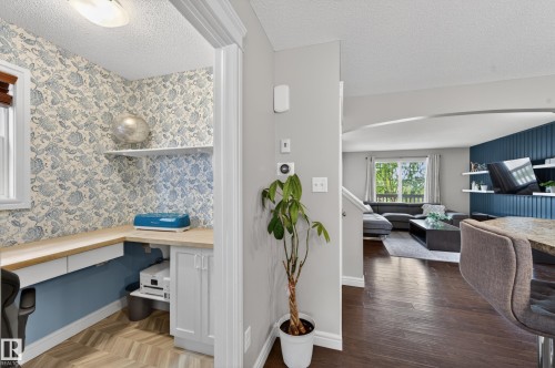 2619 12 Street, Edmonton, AB 