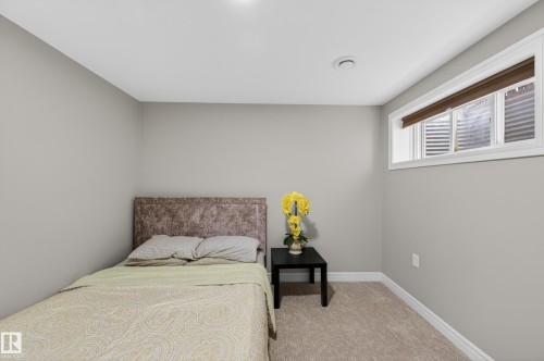 2619 12 Street, Edmonton, AB 