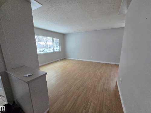 11910 43 Street, Edmonton, AB 