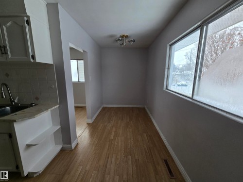 11910 43 Street, Edmonton, AB 