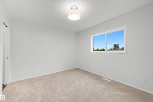 11815 8 Avenue, Edmonton, AB 