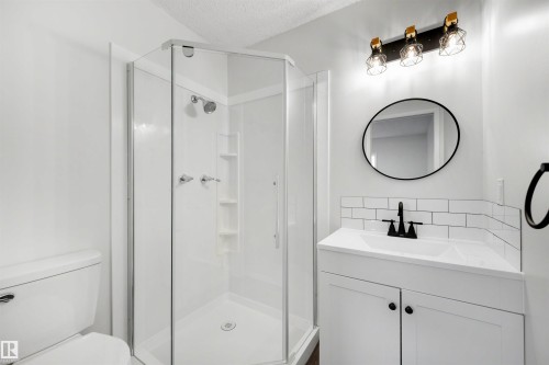 11815 8 Avenue, Edmonton, AB 