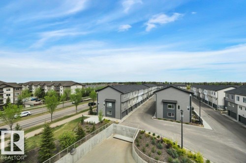 402 812 Welsh Drive Sw, Edmonton, AB - Outdoor