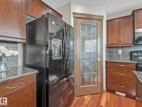 960 Summerside Link Link, Edmonton, AB 