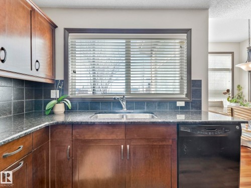 960 Summerside Link Link, Edmonton, AB 