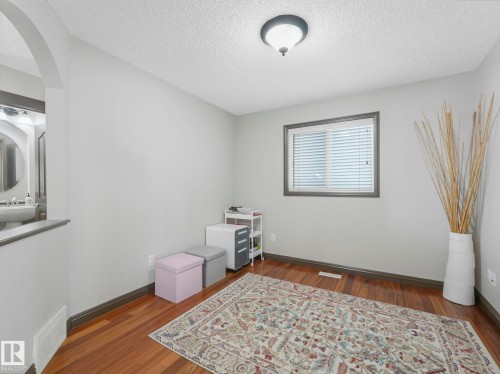 960 Summerside Link Link, Edmonton, AB 