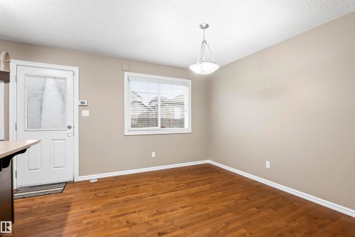 809 37A Avenue, Edmonton, AB 