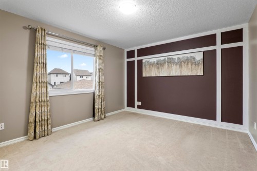 809 37A Avenue, Edmonton, AB 