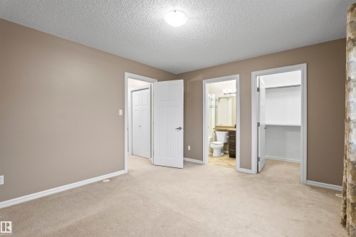 809 37A Avenue, Edmonton, AB 