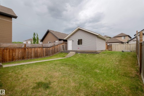 809 37A Avenue, Edmonton, AB 