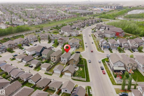 809 37A Avenue, Edmonton, AB 