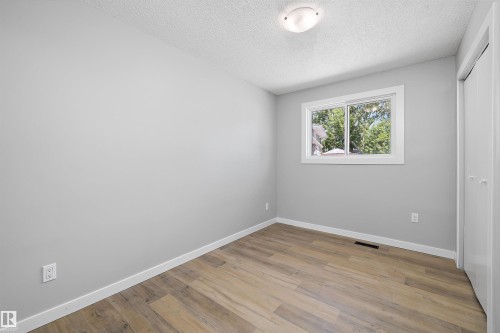 22 Huron Drive, Leduc, AB - Indoor Photo Showing Other Room