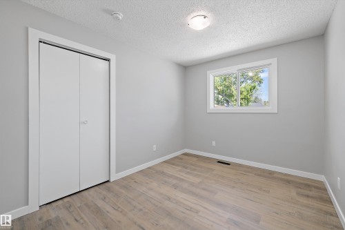 22 Huron Drive, Leduc, AB - Indoor Photo Showing Other Room