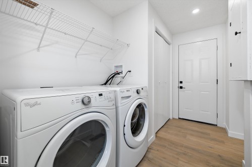 22 Huron Drive, Leduc, AB - Indoor Photo Showing Laundry Room