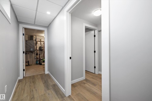 22 Huron Drive, Leduc, AB - Indoor Photo Showing Other Room