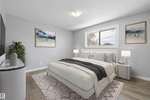 22 Huron Drive, Leduc, AB - Indoor Photo Showing Bedroom