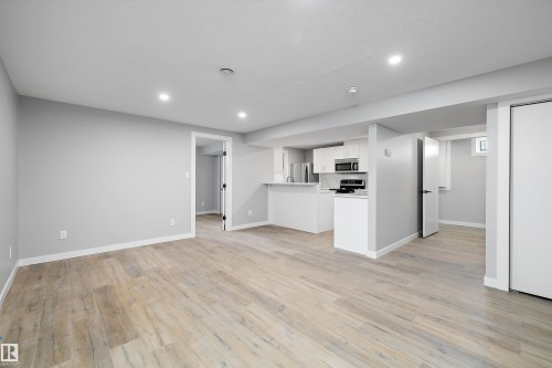 22 Huron Drive, Leduc, AB - Indoor