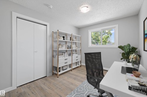 22 Huron Drive, Leduc, AB - Indoor Photo Showing Office