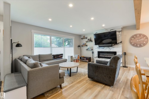 14307 86 Avenue, Edmonton, AB 