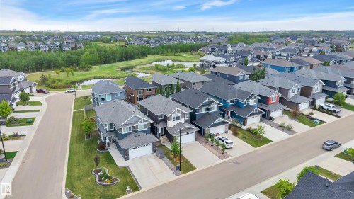 Image quality insufficient for description - 3898 Robins Crescent, Edmonton, AB 
