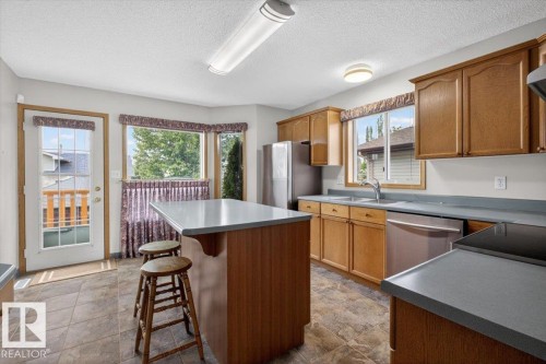 3928 30 Street, Edmonton, AB 