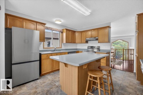 3928 30 Street, Edmonton, AB 