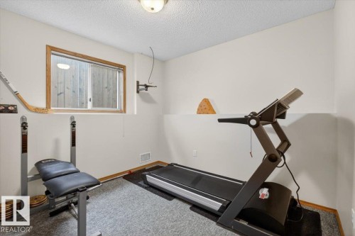 3928 30 Street, Edmonton, AB 