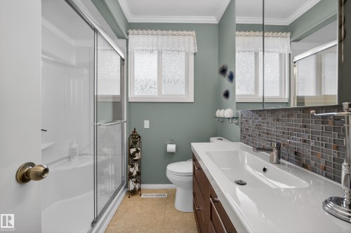 7307 86 Avenue, Edmonton, AB 